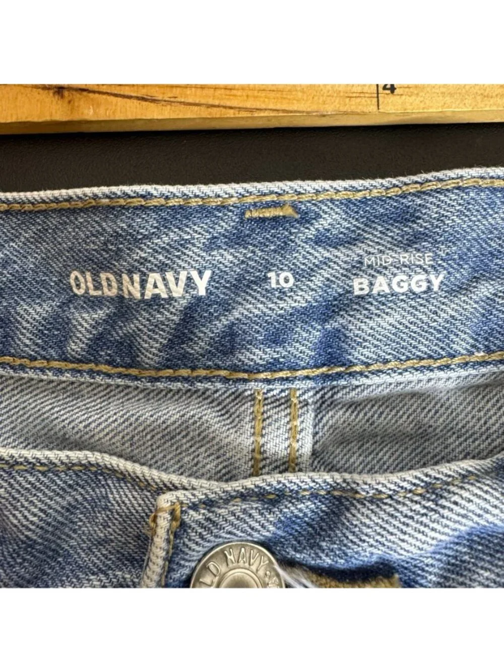 Old Navy Women's Baggy Cutoff Jean Shorts, Button-Fly, Size 10